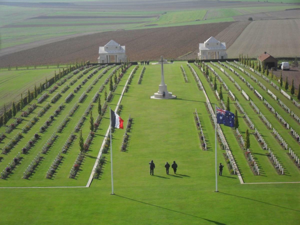 Ferienwohnung Le Gite De Beatrice Et Laurent Villers-Bretonneux Exterior foto